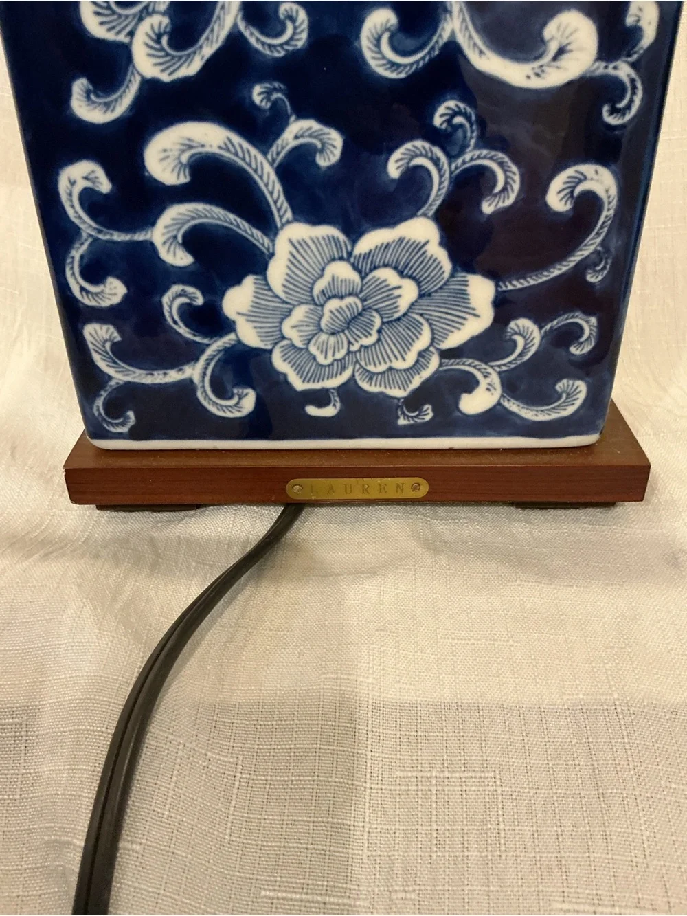 Ralph Lauren Blue White Lotus Floral Lamp